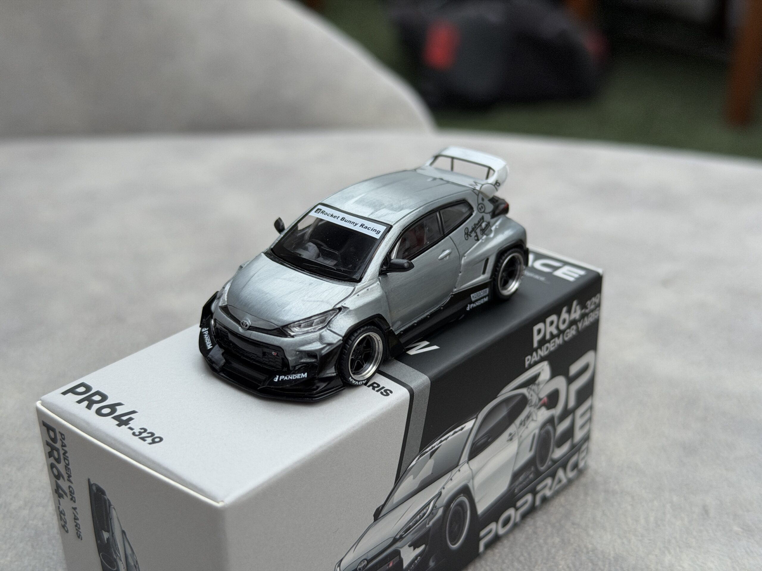POPRACE 1/64 PANDEM GR YARIS RAW MATERIAL - Imagen 2