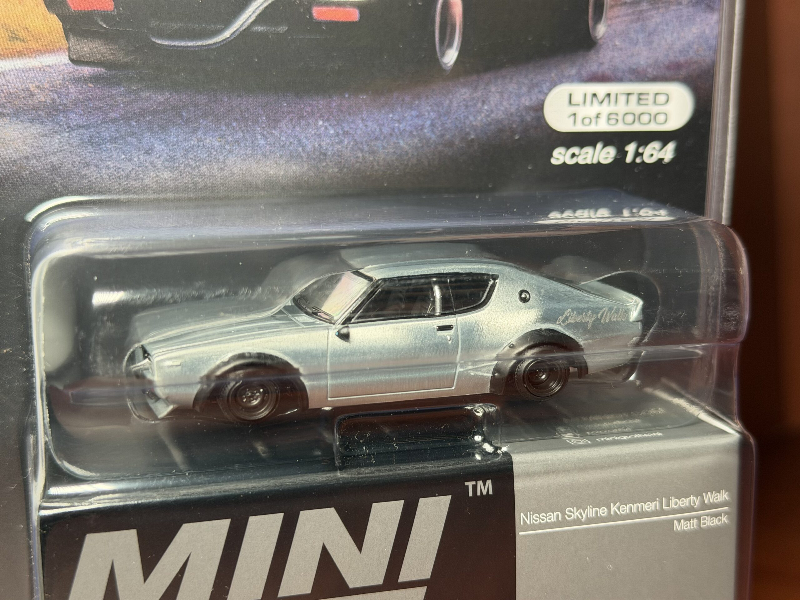 *CHASE* Mini GT 1:64 Nissan Skyline Kenmeri Liberty Walk – Matt Black - Imagen 2