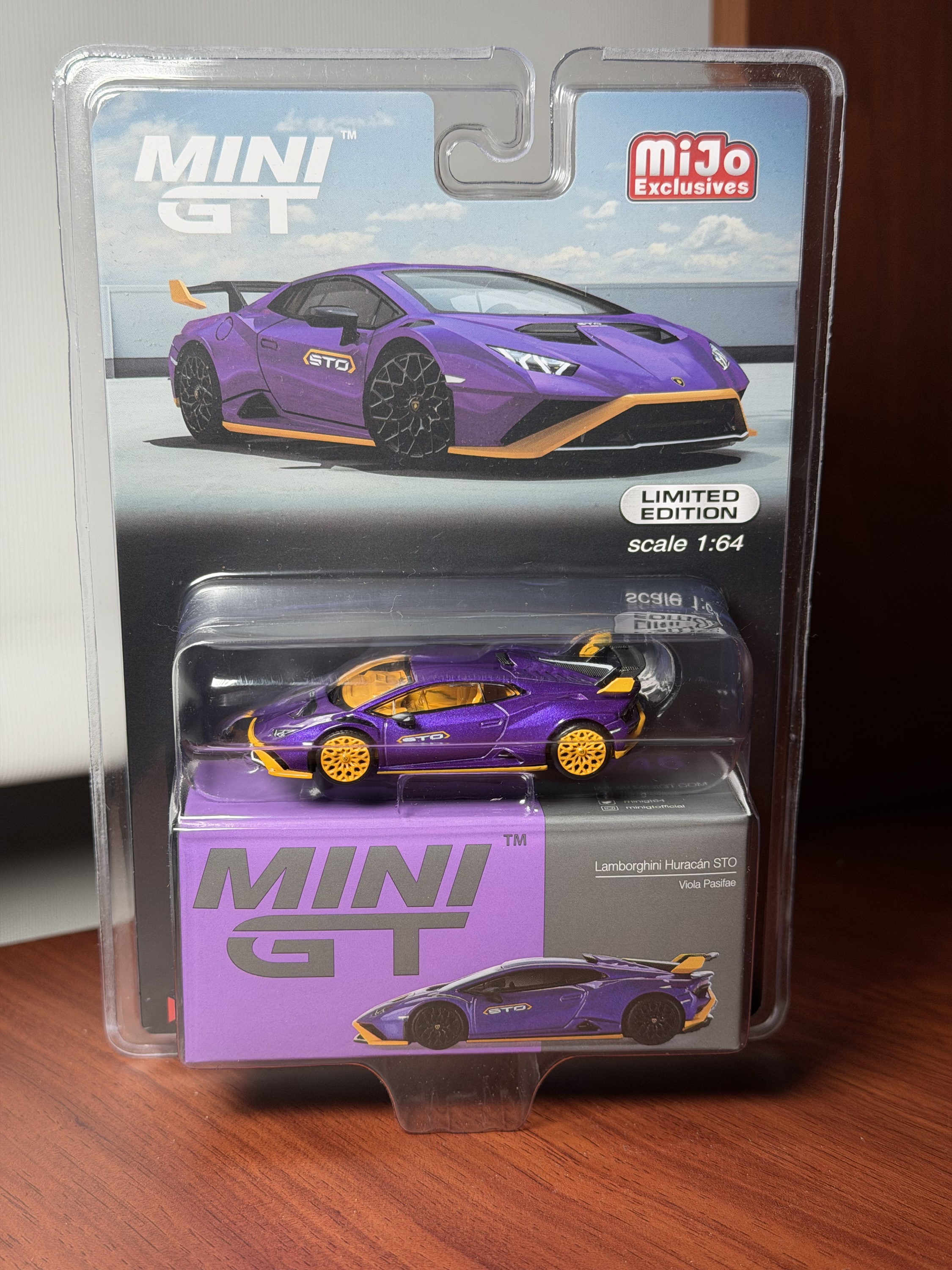 *CHASE* Mini GT 1:64 Lamborghini Huracán STO – Viola Pasifae