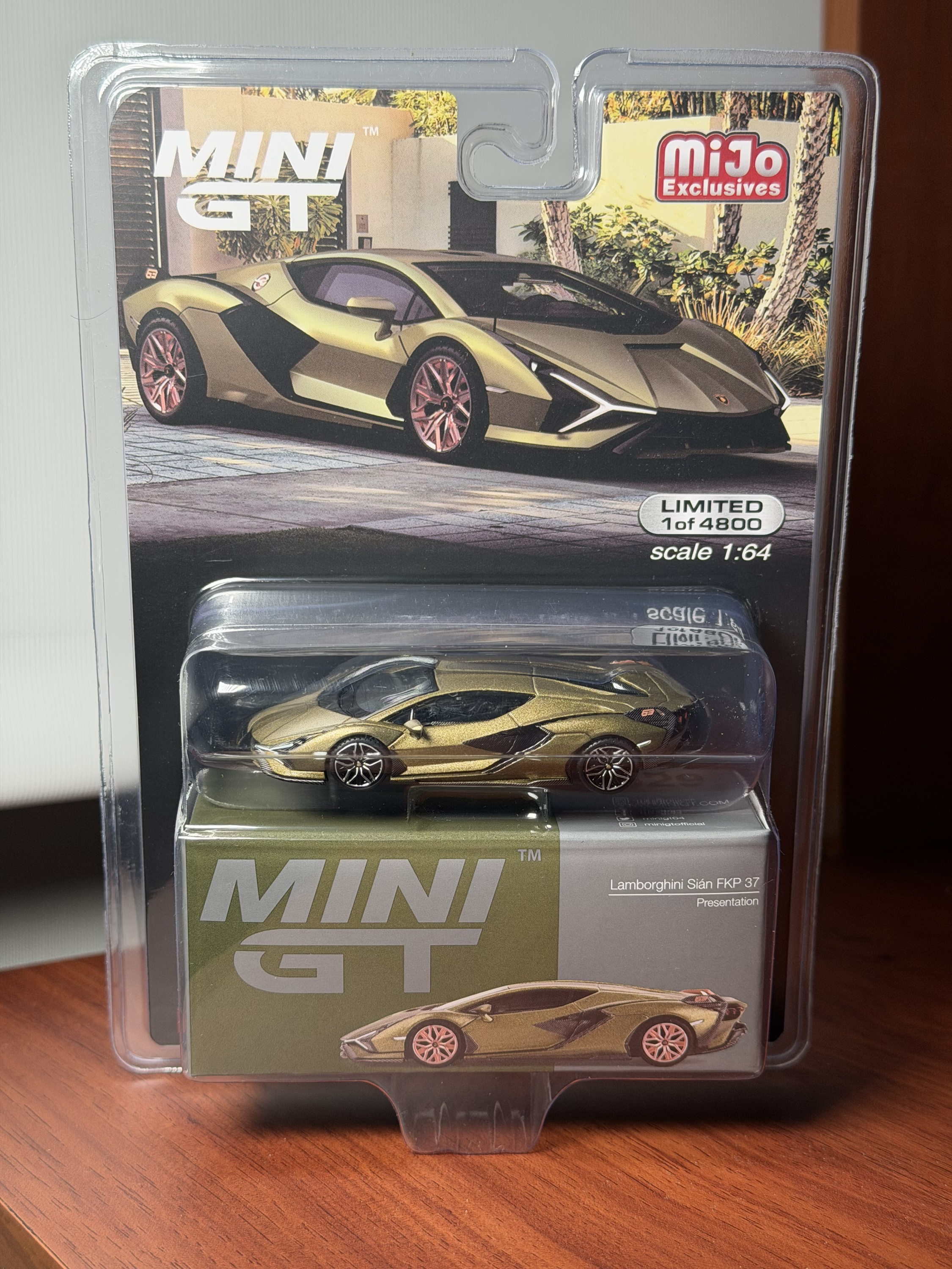 *CHASE* Mini GT 1:64 Lamborghini Sián FKP 37 Presentation – Matte Green
