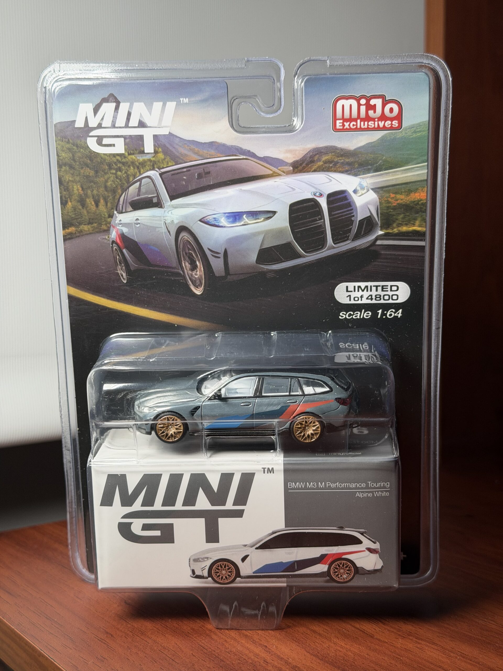*CHASE* Mini GT 1:64 BMW M3 M Performance Touring – Alpine White