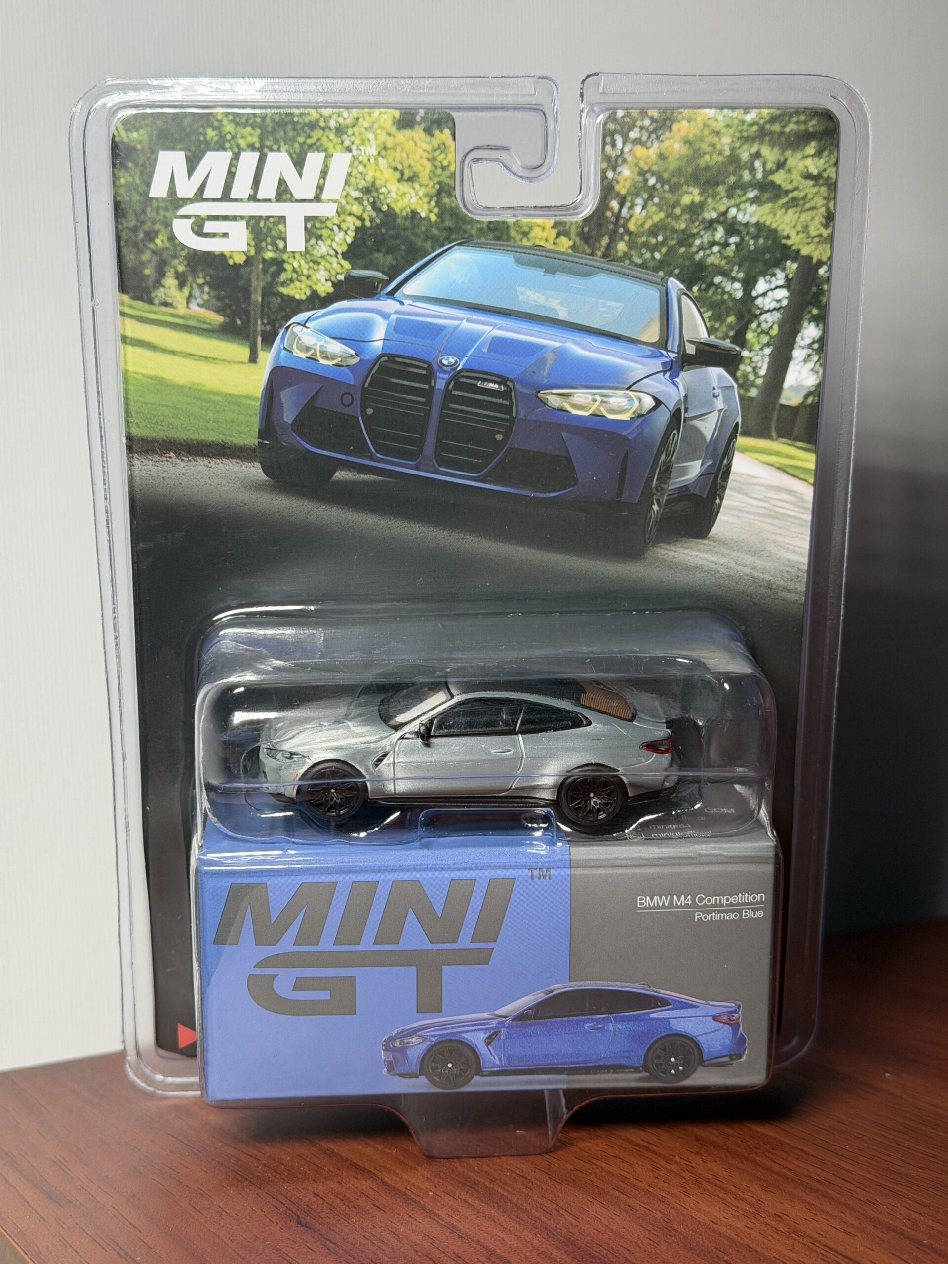 *CHASE* Mini GT 1:64 BMW M4 Competition (G82) – Portimao Blue