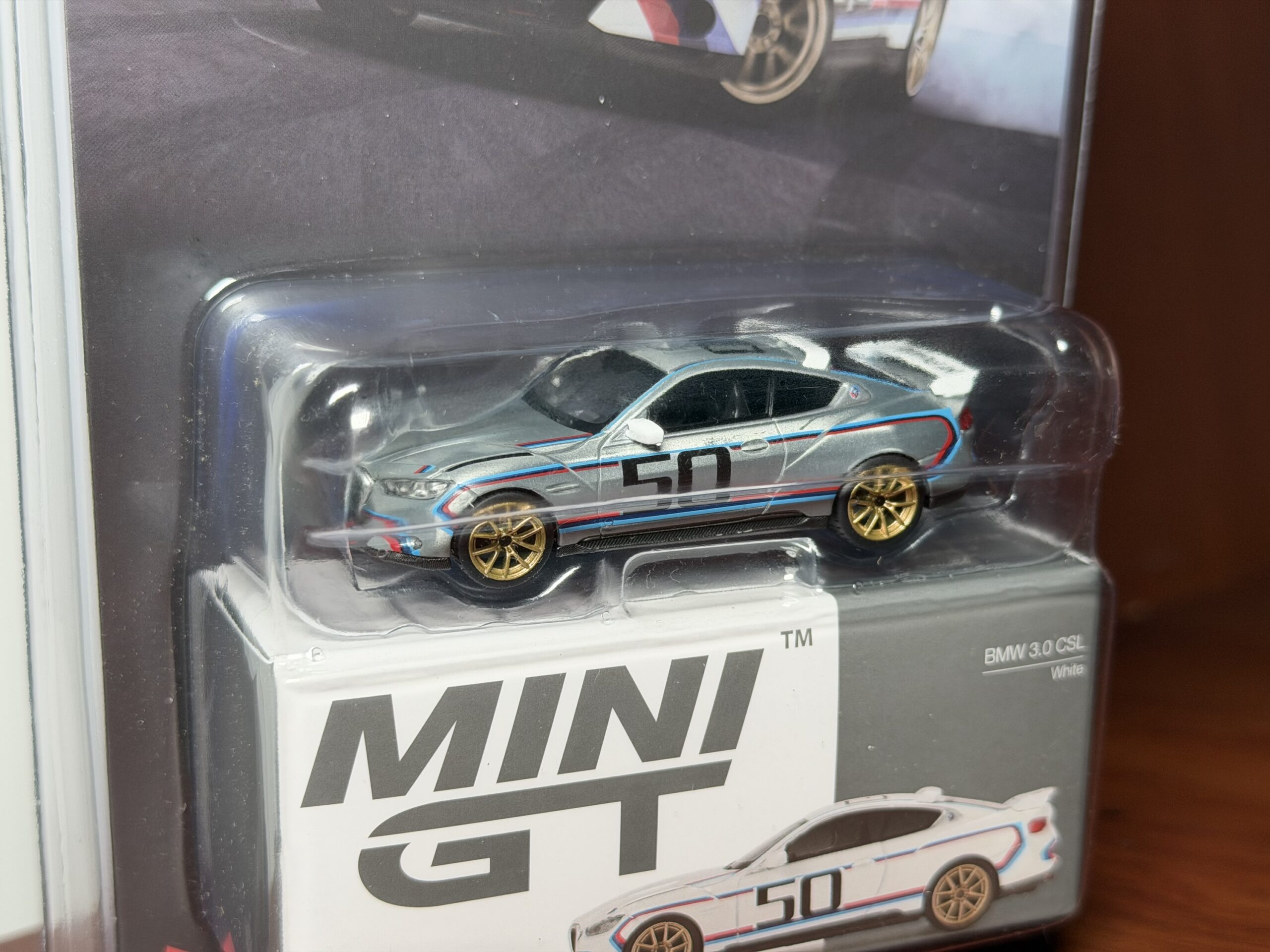 *CHASE* Mini GT 1:64 BMW 3.0 CSL – White - Imagen 2