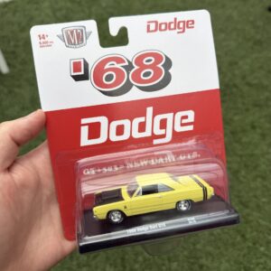 M2 Machines 1:64 Drivers 109 - 1968 Dodge Dart GTS