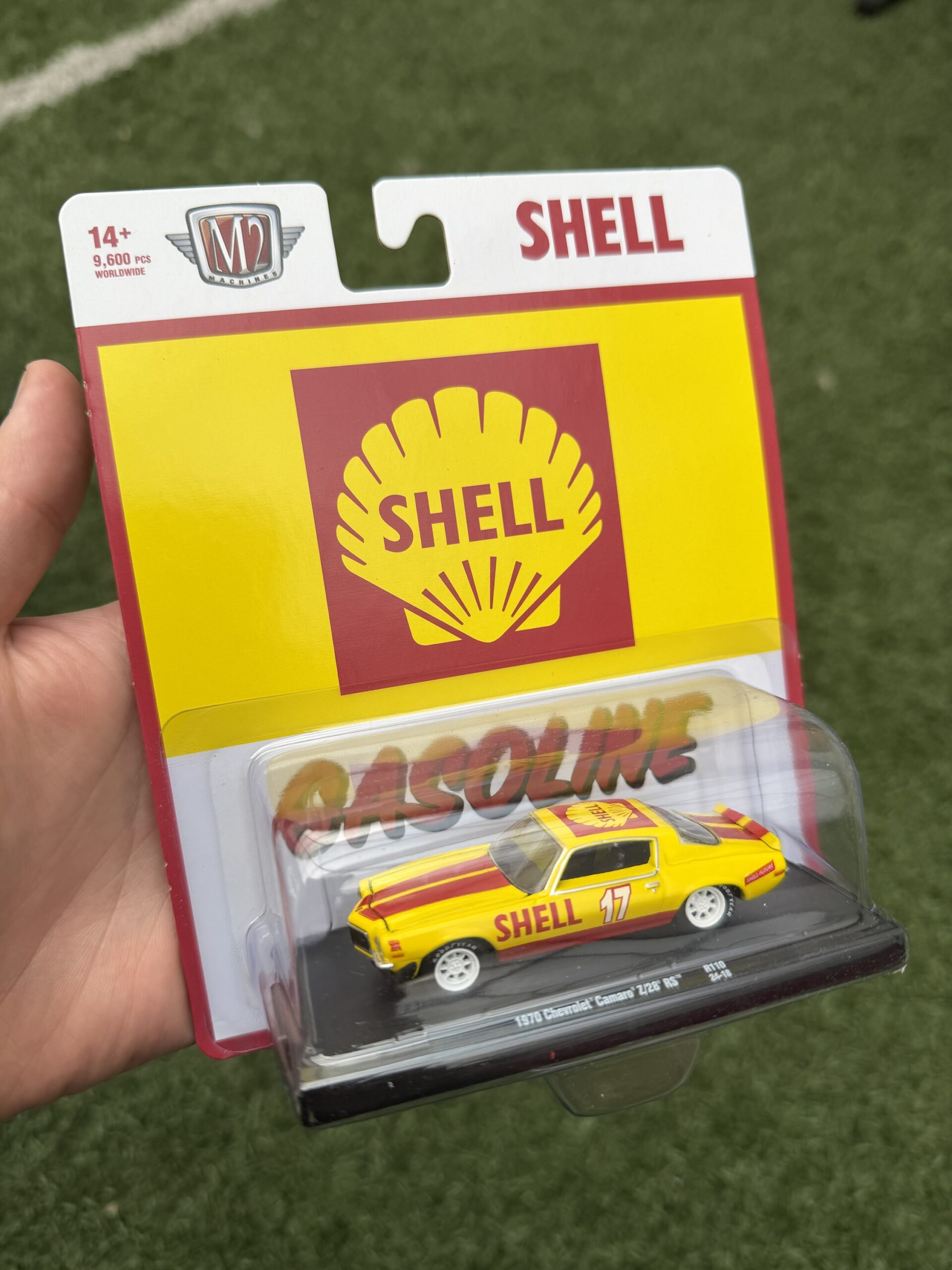M2 Machines 1:64 1970 Chevrolet Camaro Z/28 RS "Shell Oil"