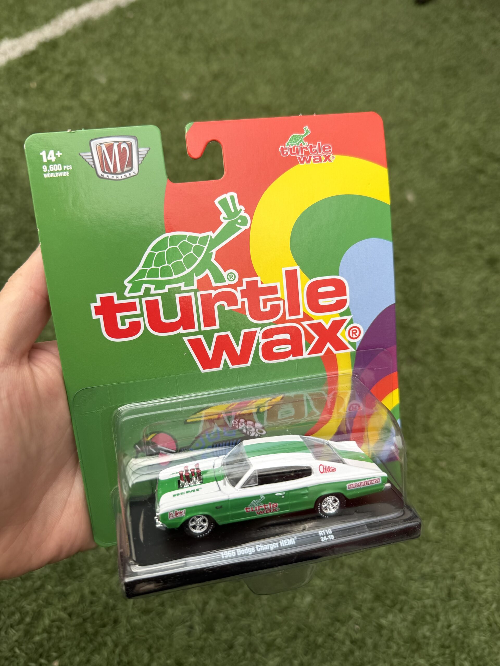 M2 Machines 1:64 1966 Dodge Charger HEMI