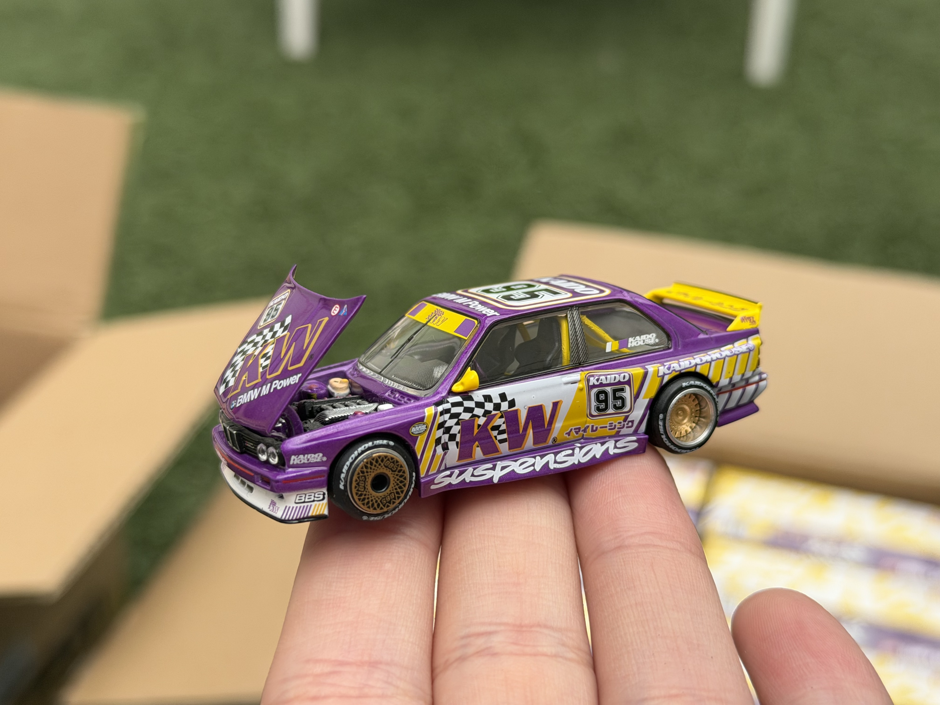 Kaido House x Mini GT 1:64 BMW M3 Kaido KW V1 – Purple