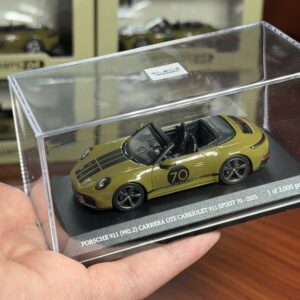 Minichamps 1:64 PORSCHE 911 (992.2) CARRERA GTS CABRIOLET SPIRIT