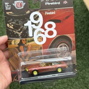 *CHASE* M2 Machines 1:64 1968 Pontiac Firebird 400 Limitado a 750 unds