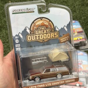 Greenlight 1:64 1979 Ford LTD Country Squire
