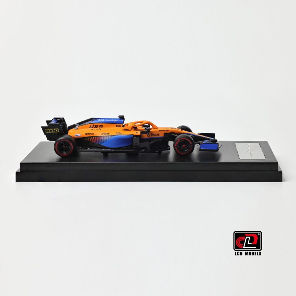 *PREORDEN* LCD 1:64 McLaren F1 Formula Racing MCL35 | HW Bogotá