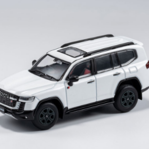 GCD 1:64 Toyota Land Cruiser LC300 GR-Sport White