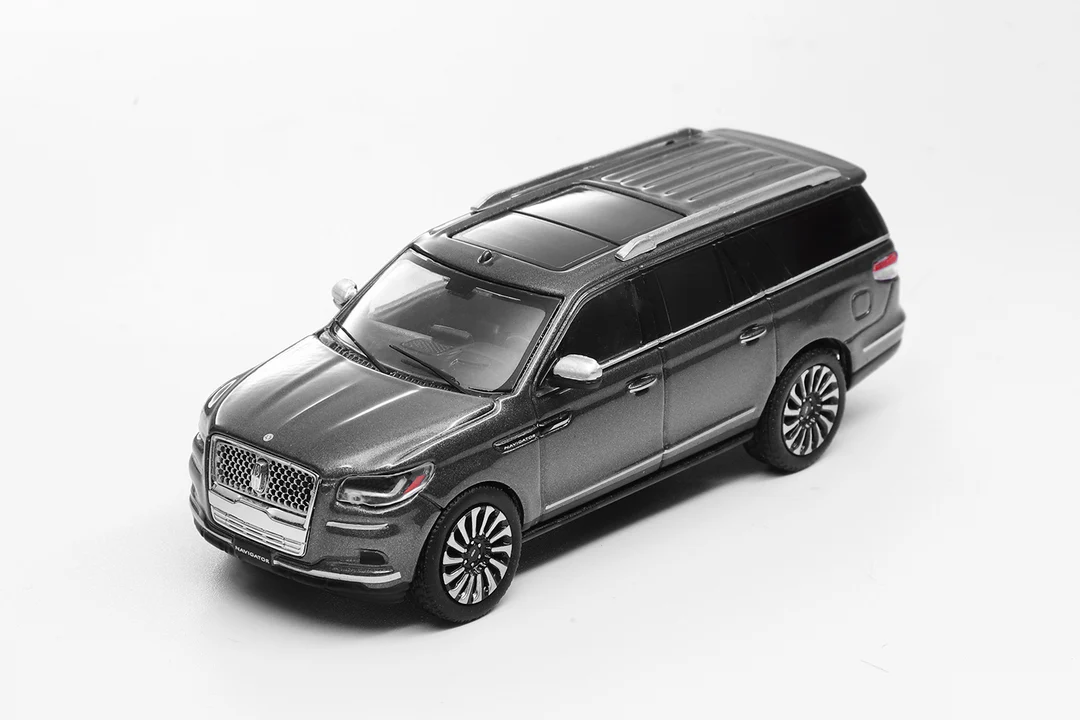 Shadow Pro 1:64 Lincoln Navigator Gris - Imagen 6