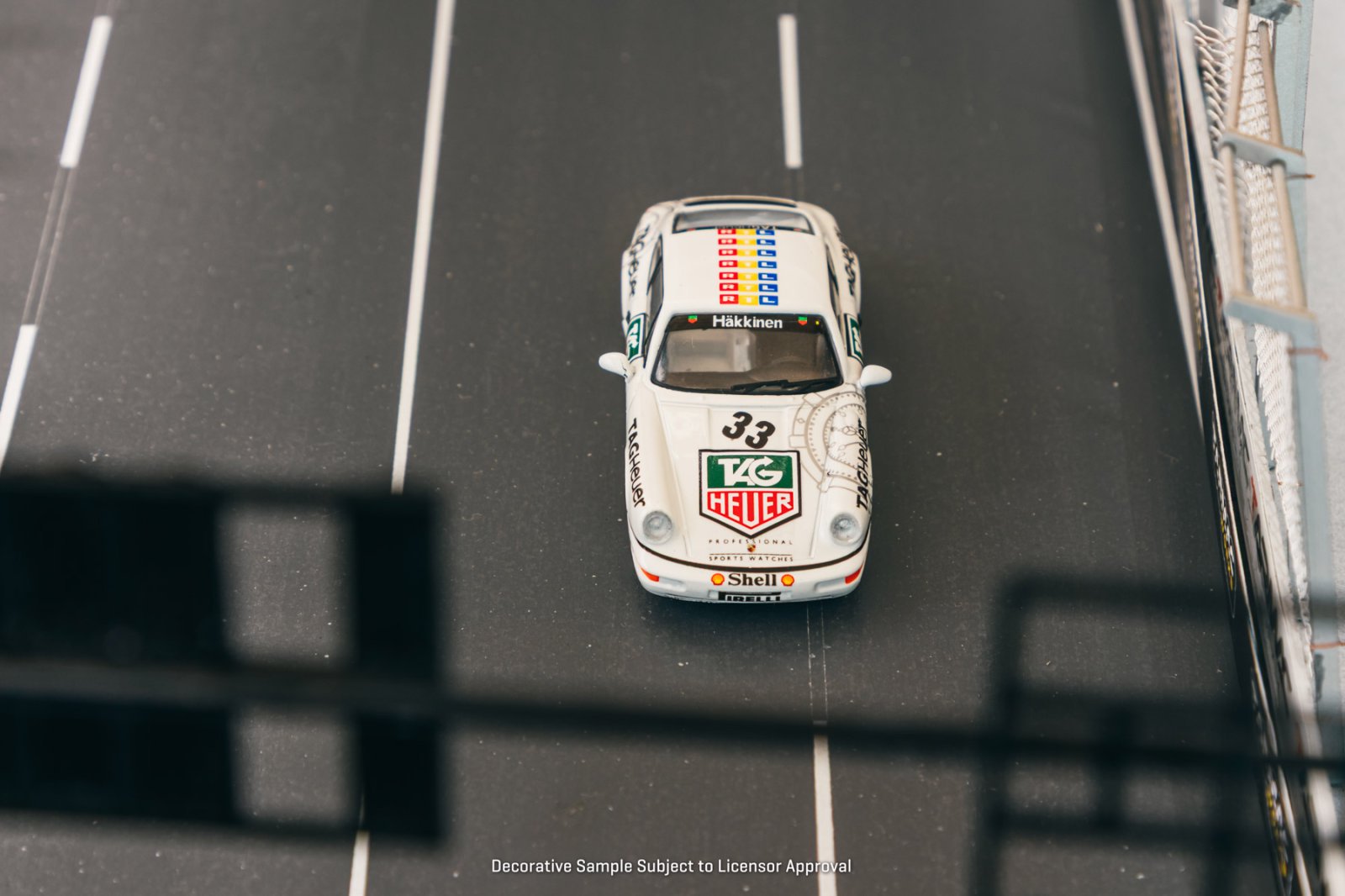 *PREORDEN* Tarmac 1:64 Porsche 911 Carrera 2 Porsche Supercup Monaco 1993 Winner - Imagen 4