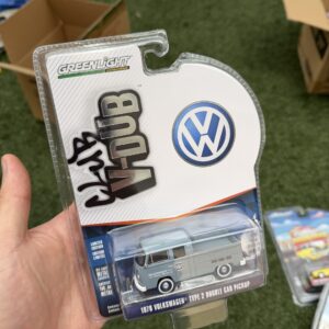 Greenlight 1:64 1978 Volkswagen Type 2 Double Cab Pickup