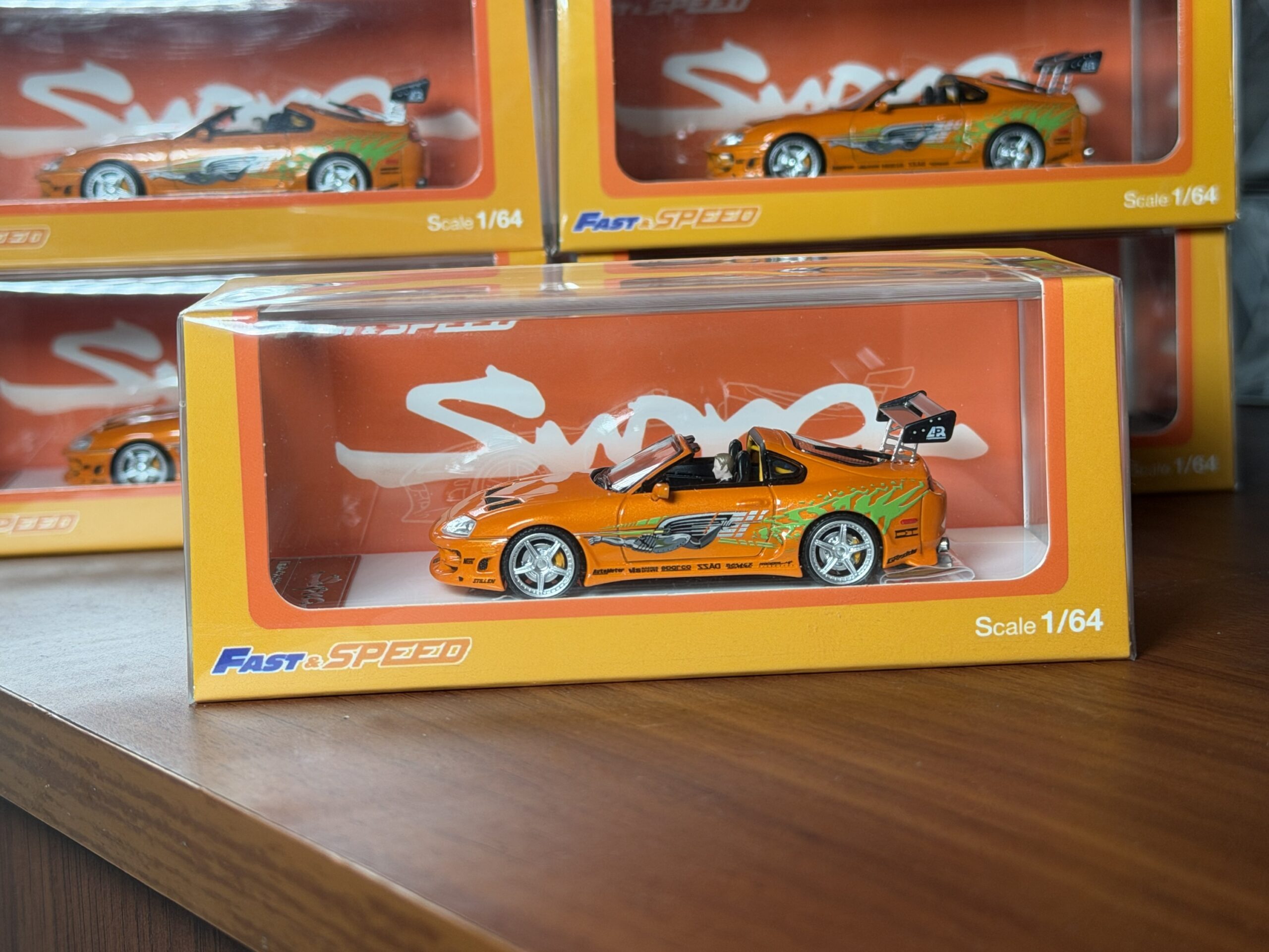 Fast Speed 1:64 Toyota Supra Fast and Furious con figura - Imagen 3