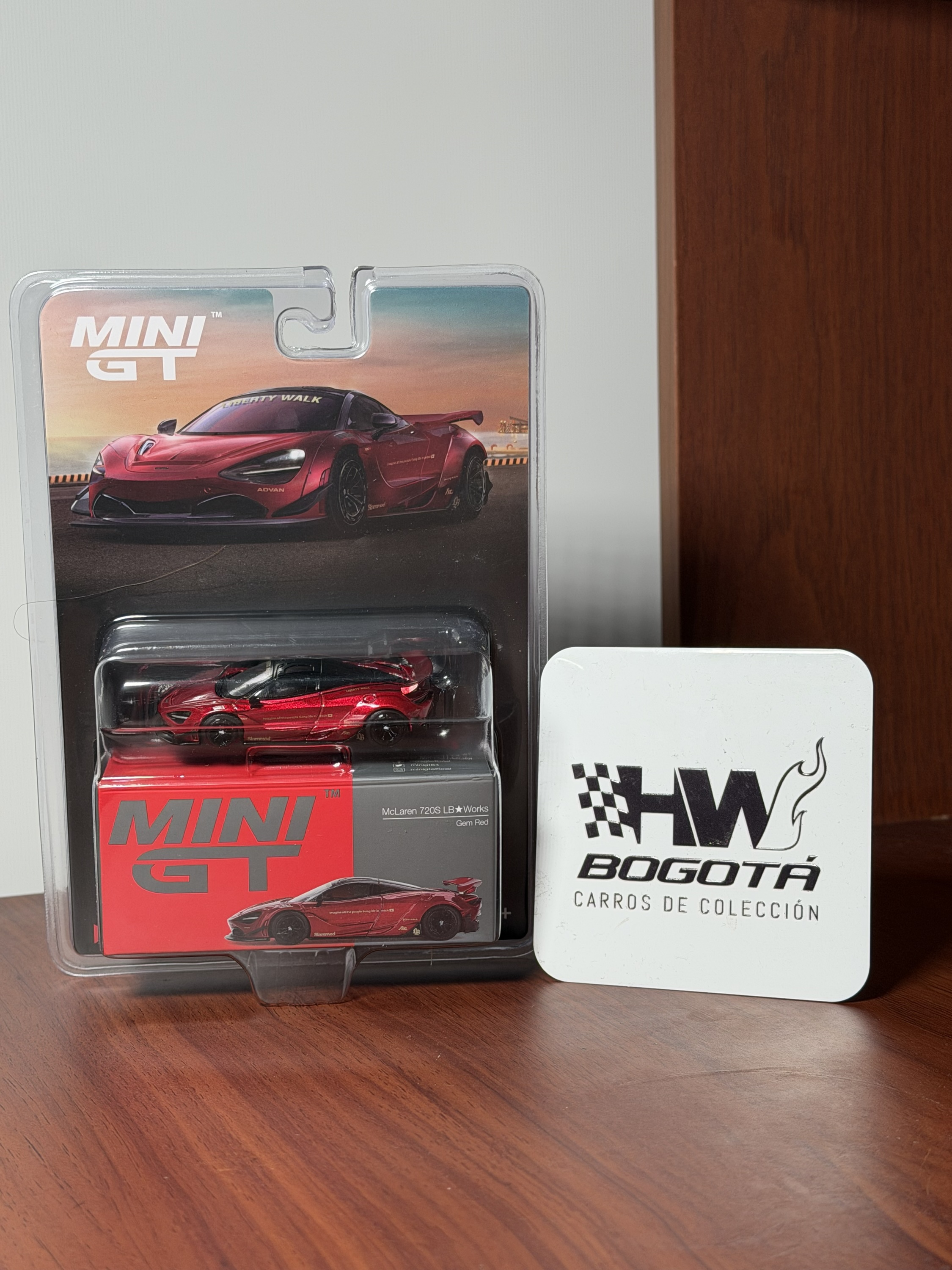 Mini GT 1:64 McLaren 720S LB-Works – Gem Red – LHD | HW Bogotá