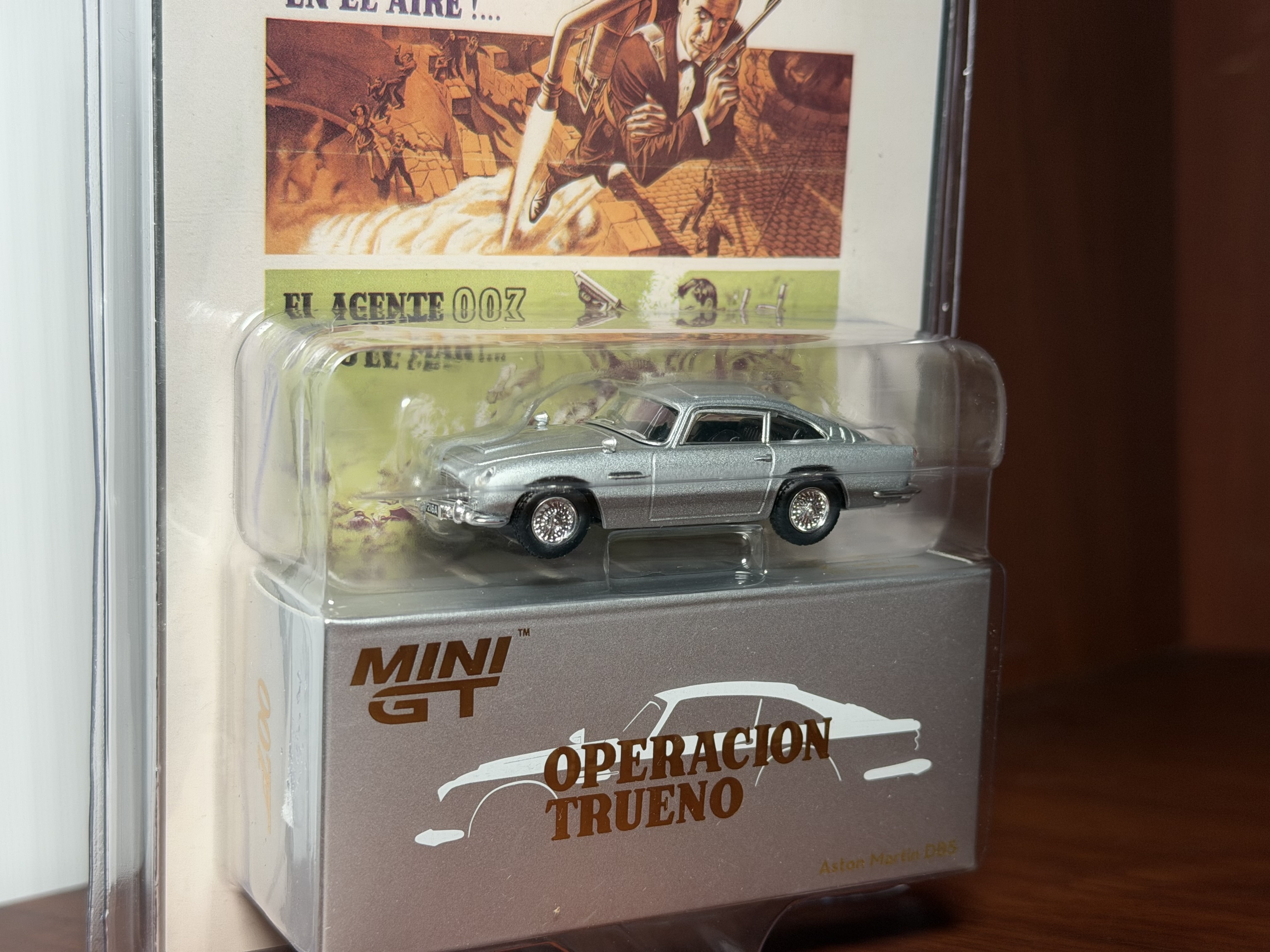 MINI GT 1:64 Aston Martin DB5 James Bond “Thunderball” Operación Trueno ...