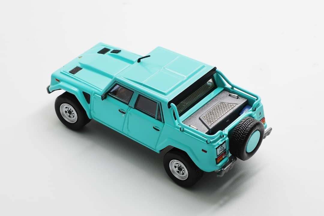 Shadow Pro 1:64 Lamborghini LM002 LHD Azul - Imagen 3