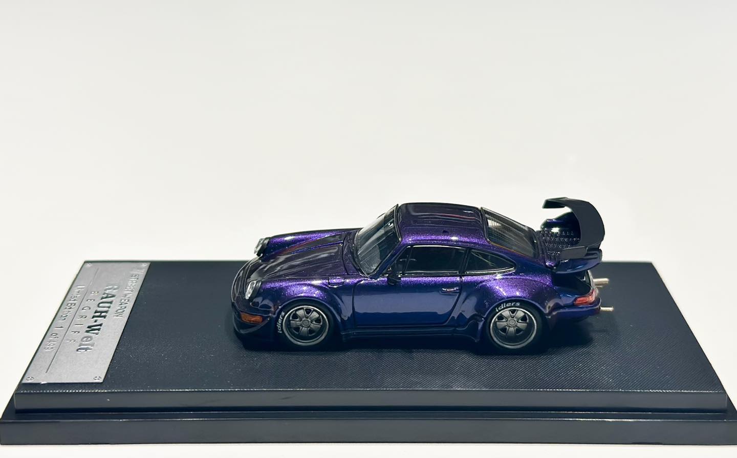 Street Warrior 1:64 Porsche RWB 964 Magic Purple - Imagen 4