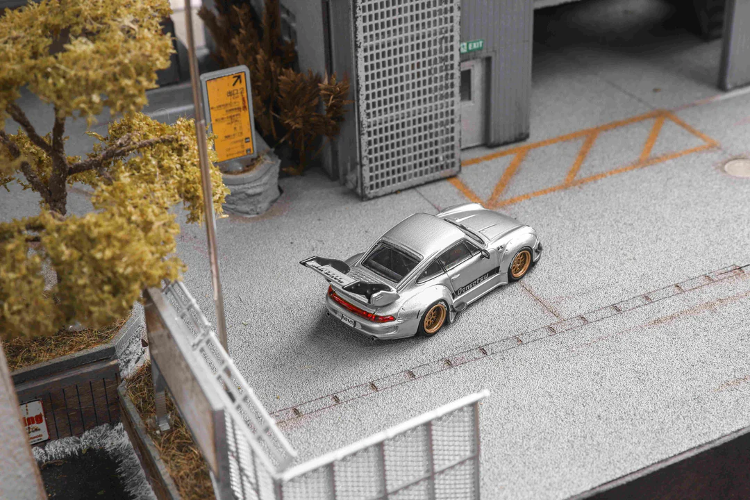 Star Model 1:64 RWB 993 Gris Alerón alto - Imagen 3