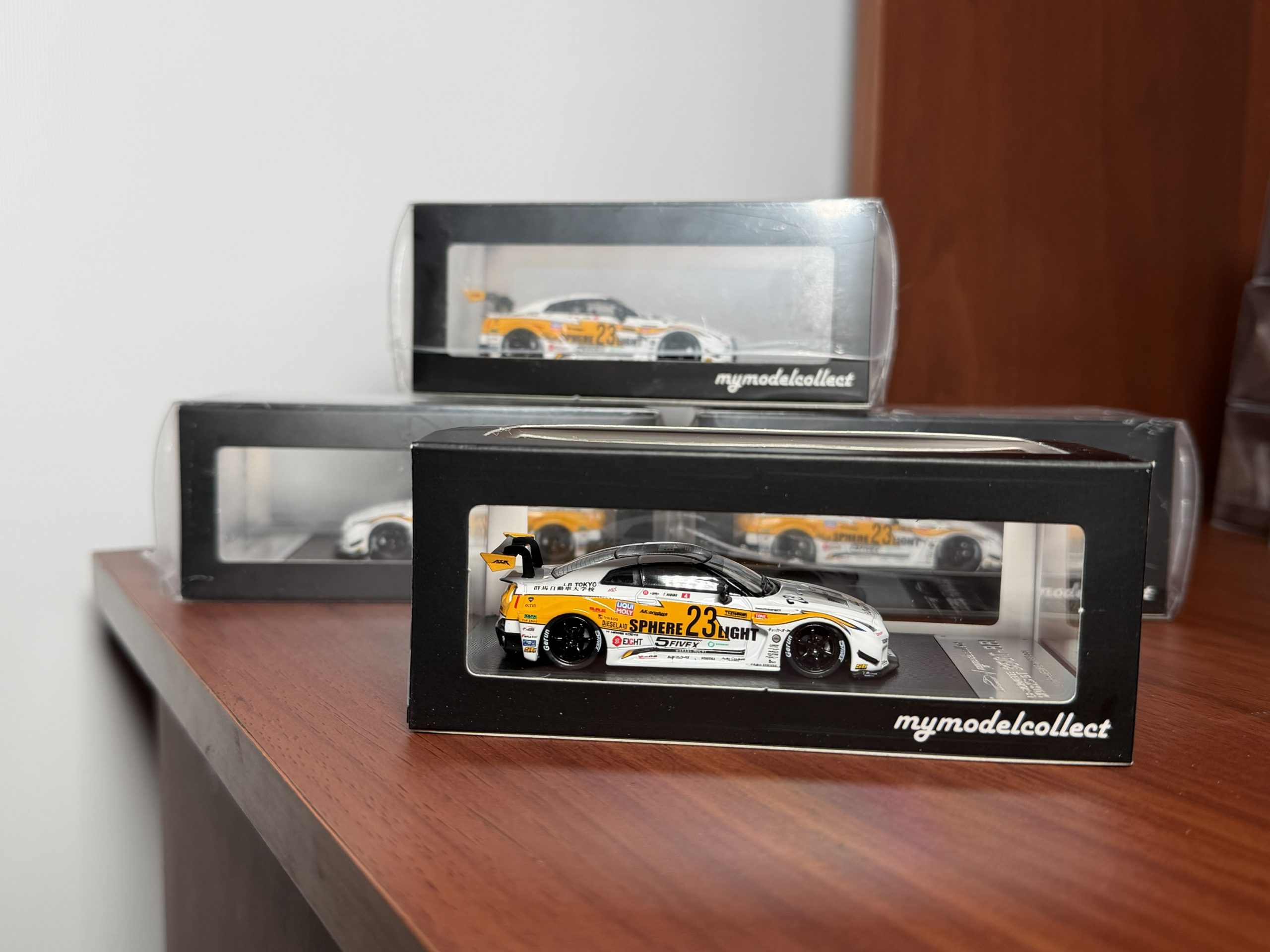 MyModelCollect 1:64 Nissan GT-R R35 LBWK Sphere Light - Imagen 3