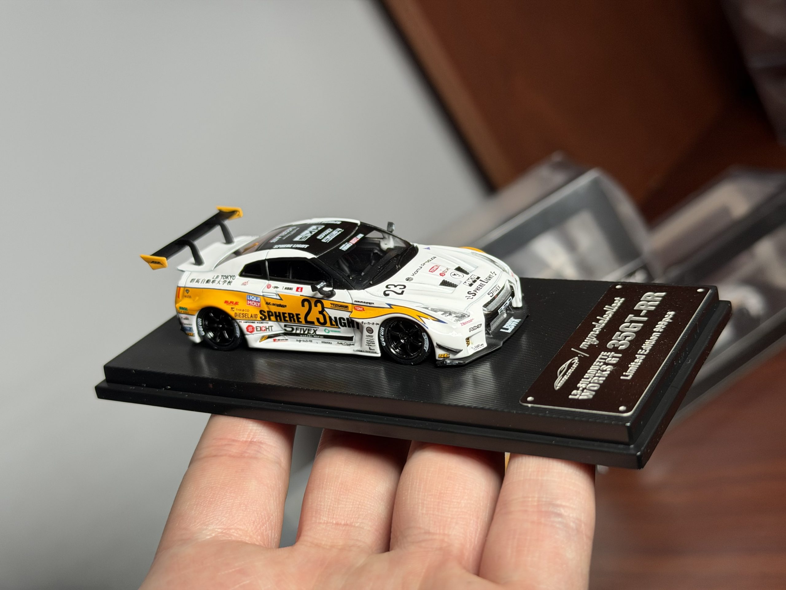 MyModelCollect 1:64 Nissan GT-R R35 LBWK Sphere Light - Imagen 2