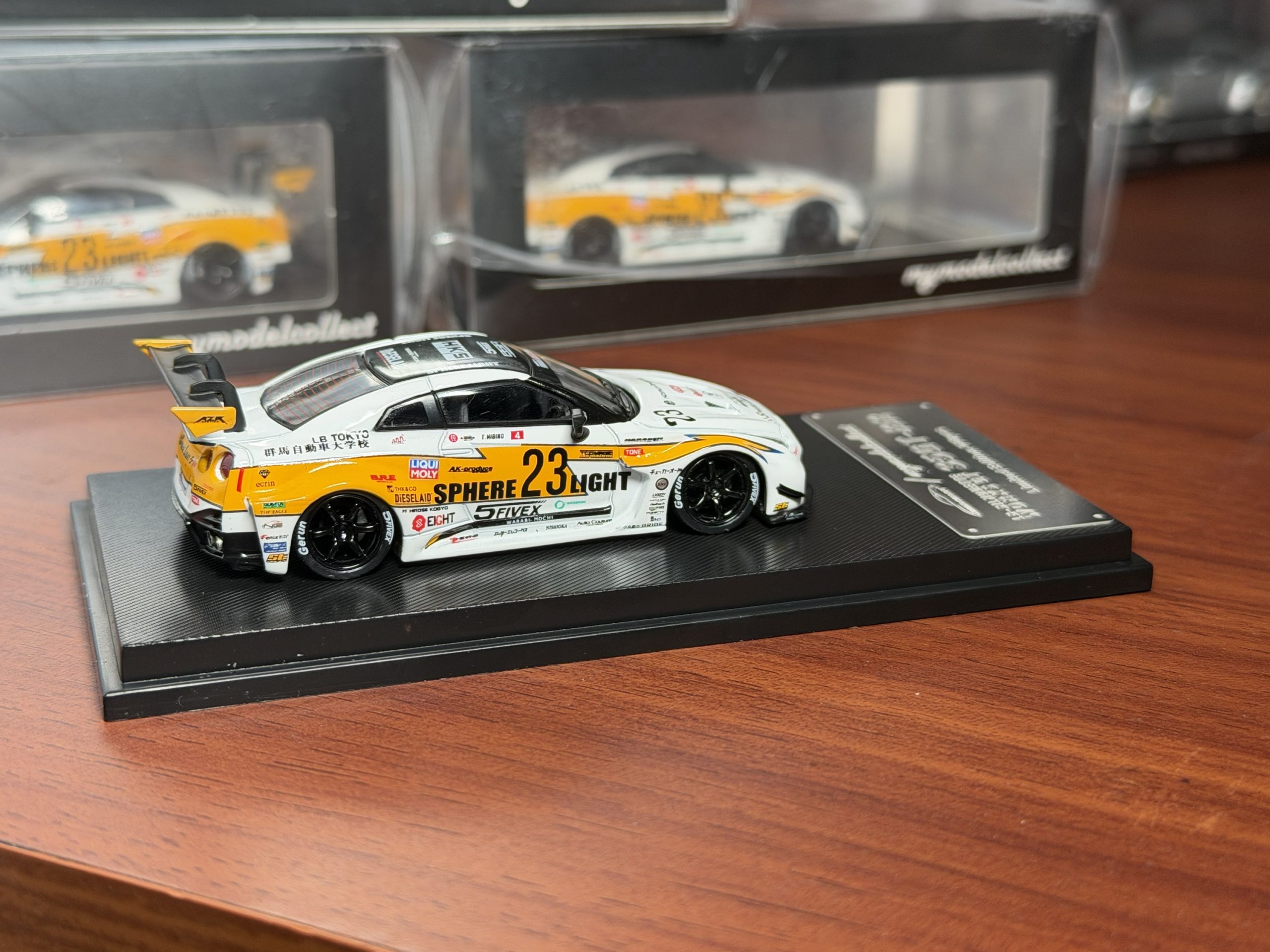MyModelCollect 1:64 Nissan GT-R R35 LBWK Sphere Light - Imagen 5