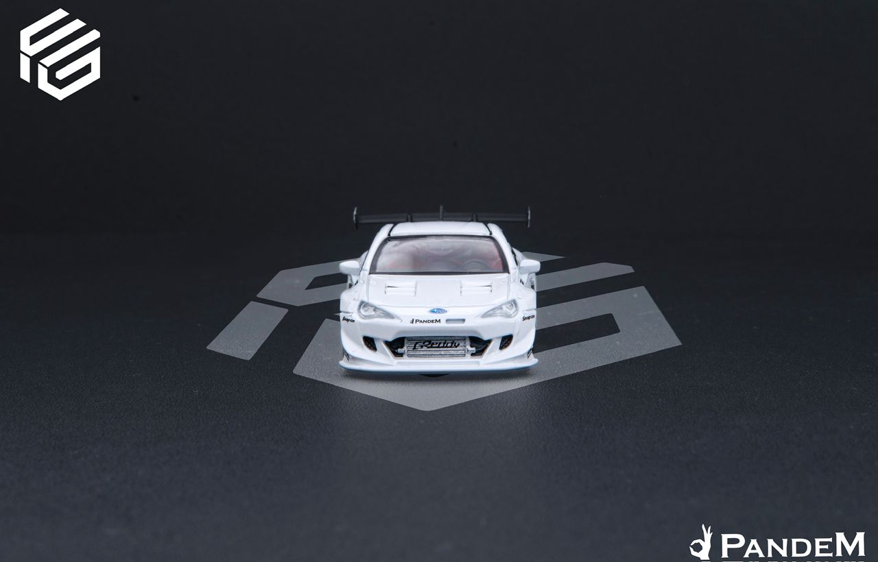 *PREORDEN* FG 1/64 Subaru Pandem BRZ Blanco con puertas móviles - Imagen 2