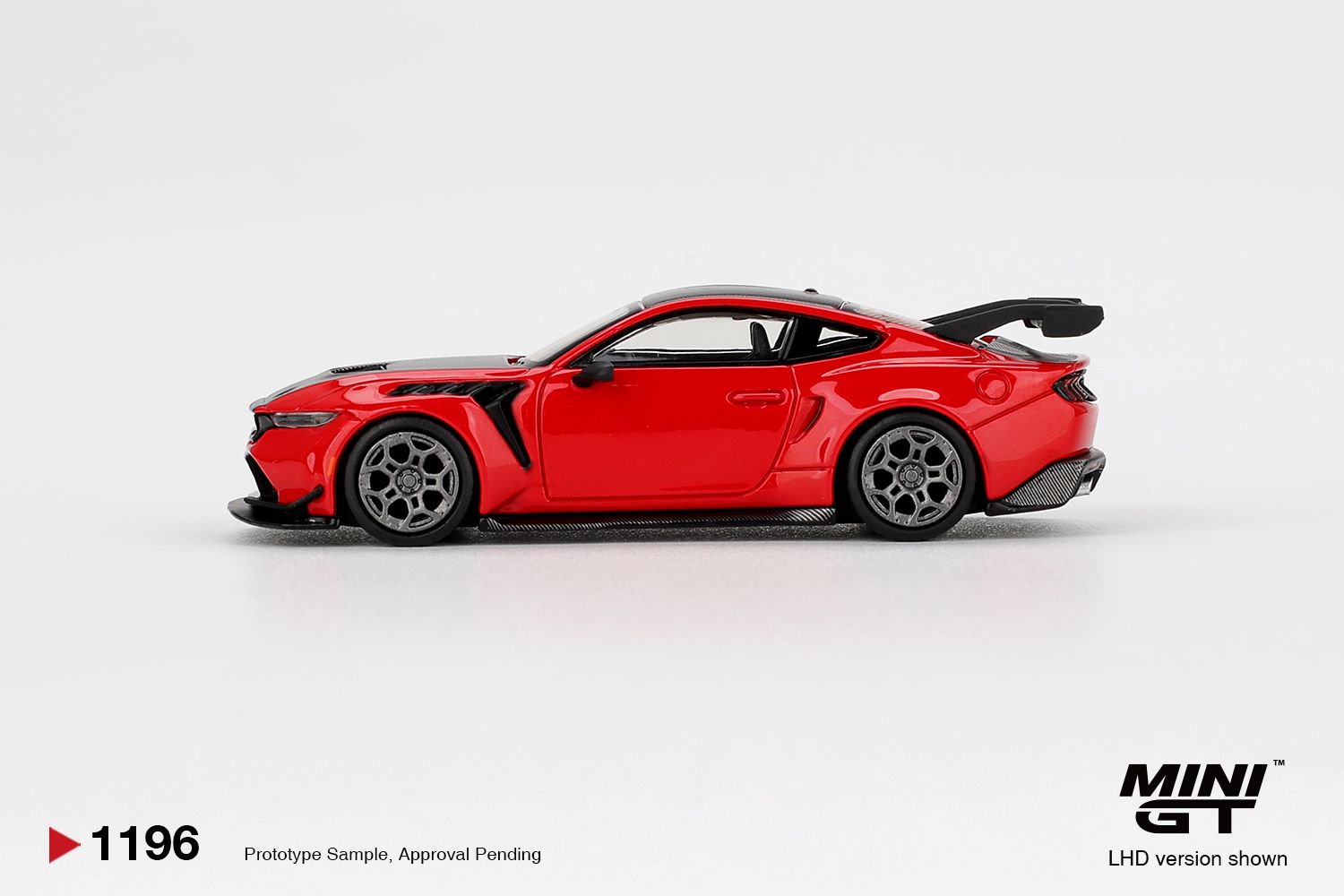 *PREORDEN* Mini GT 1:64 Ford Mustang GTD – Race Red - Imagen 3