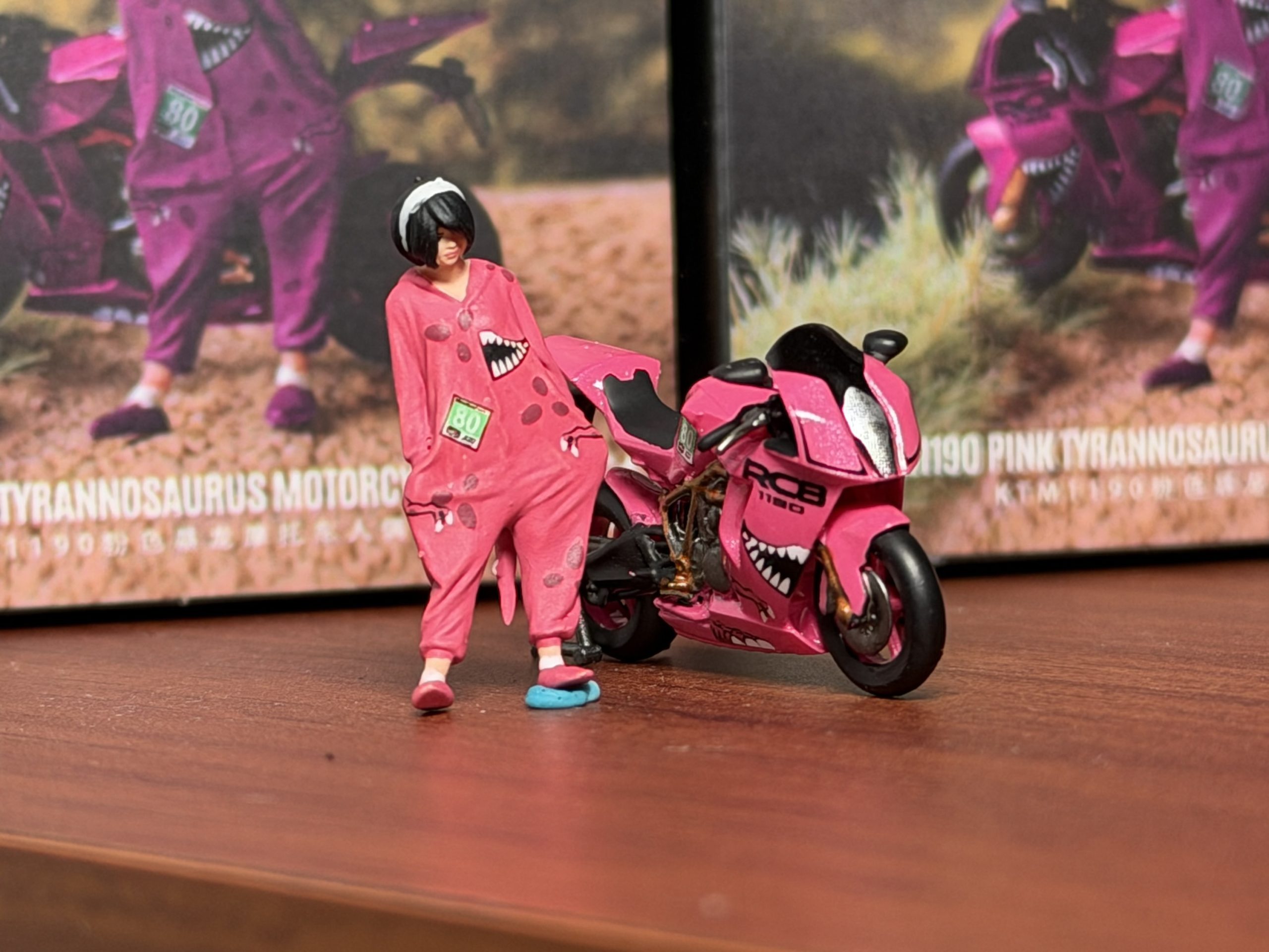 Moreart 1:64 KTM1190 Pink Tyrannosaurus Roxy