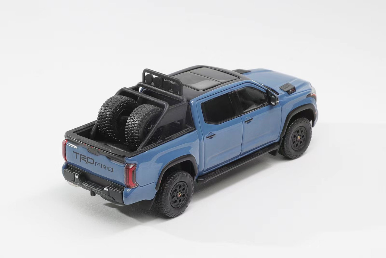 GCD 1:64 Toyota Tundra Azul - Imagen 3