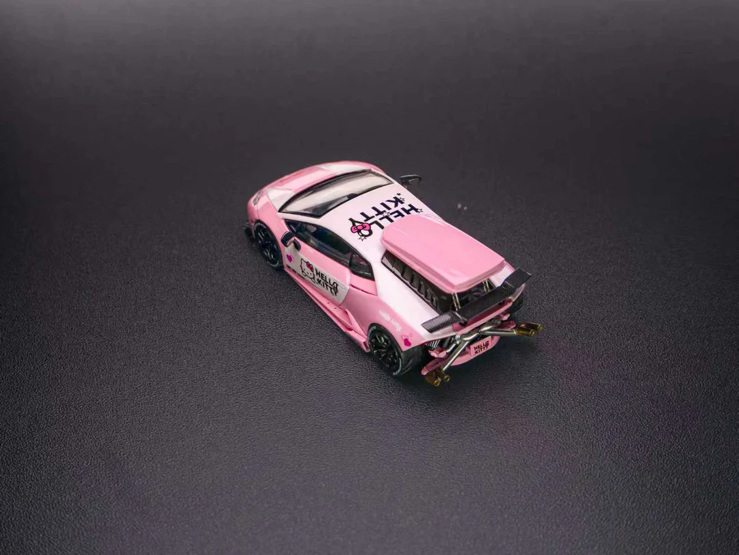 TPC 1:64 Lamborghini LP610 Hello Kitty Modified - Imagen 6