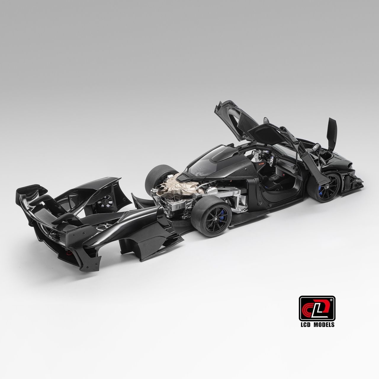 *PREORDEN* 1:18 McLaren Senna GTR Negro - Imagen 3