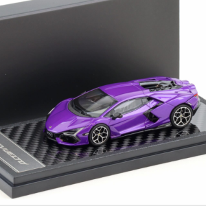 LCD 1:64 Lamborghini Revuelto Morado