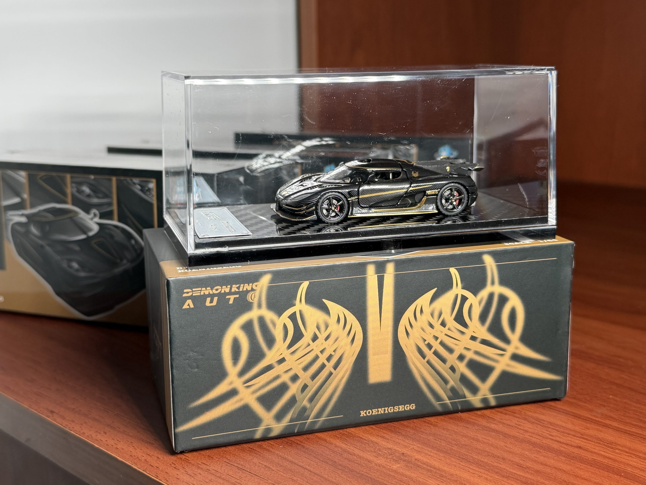 Demon King Auto 1:64 Koenigsegg One:1 Phoenix - Imagen 11