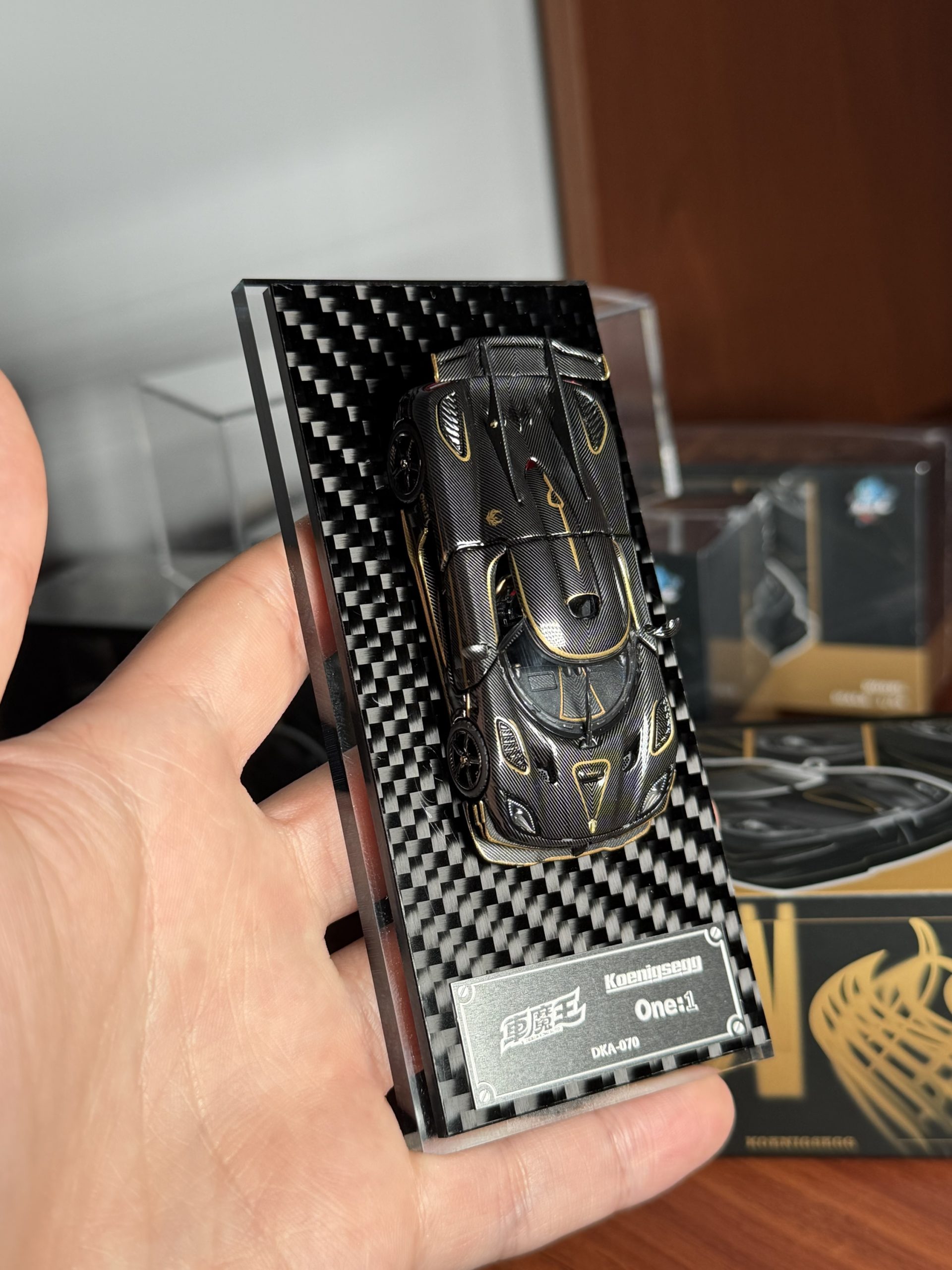 Demon King Auto 1:64 Koenigsegg One:1 Phoenix - Imagen 9