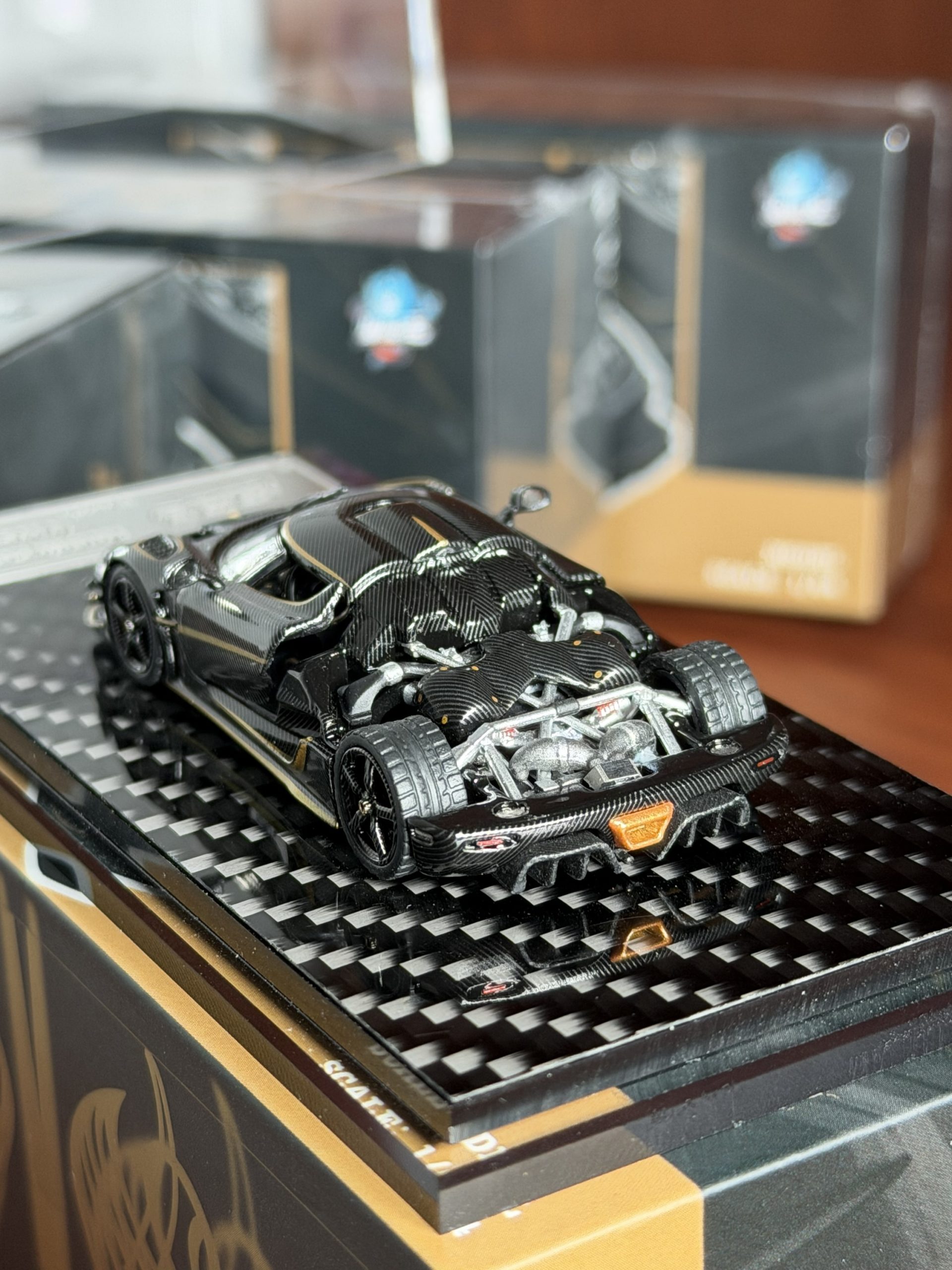 Demon King Auto 1:64 Koenigsegg One:1 Phoenix - Imagen 6