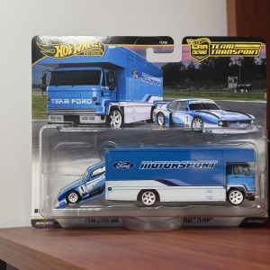 Hot Wheels Team Transport FORD CAPRI