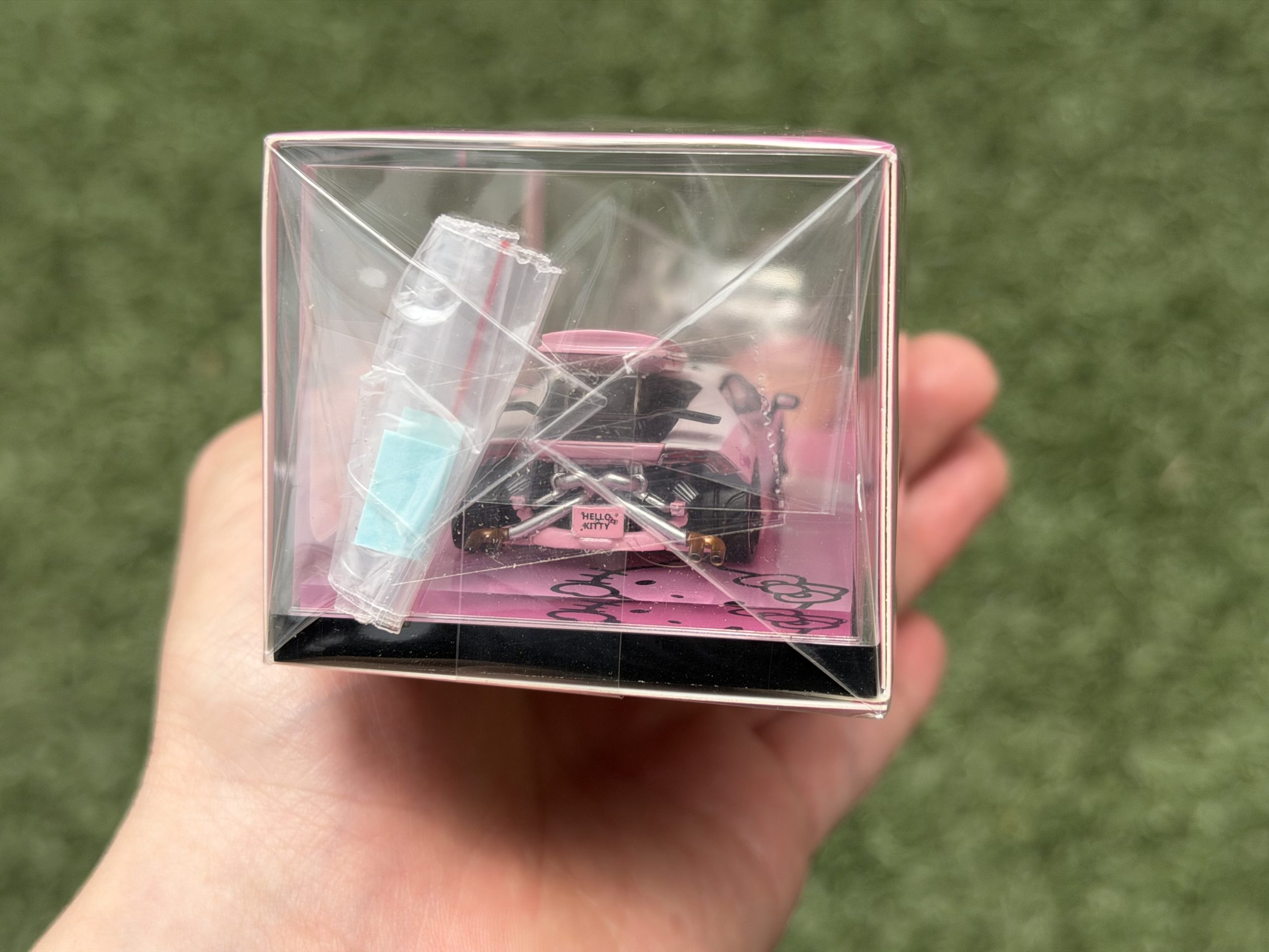 TPC 1:64 Lamborghini LP610 Hello Kitty Modified - Imagen 3