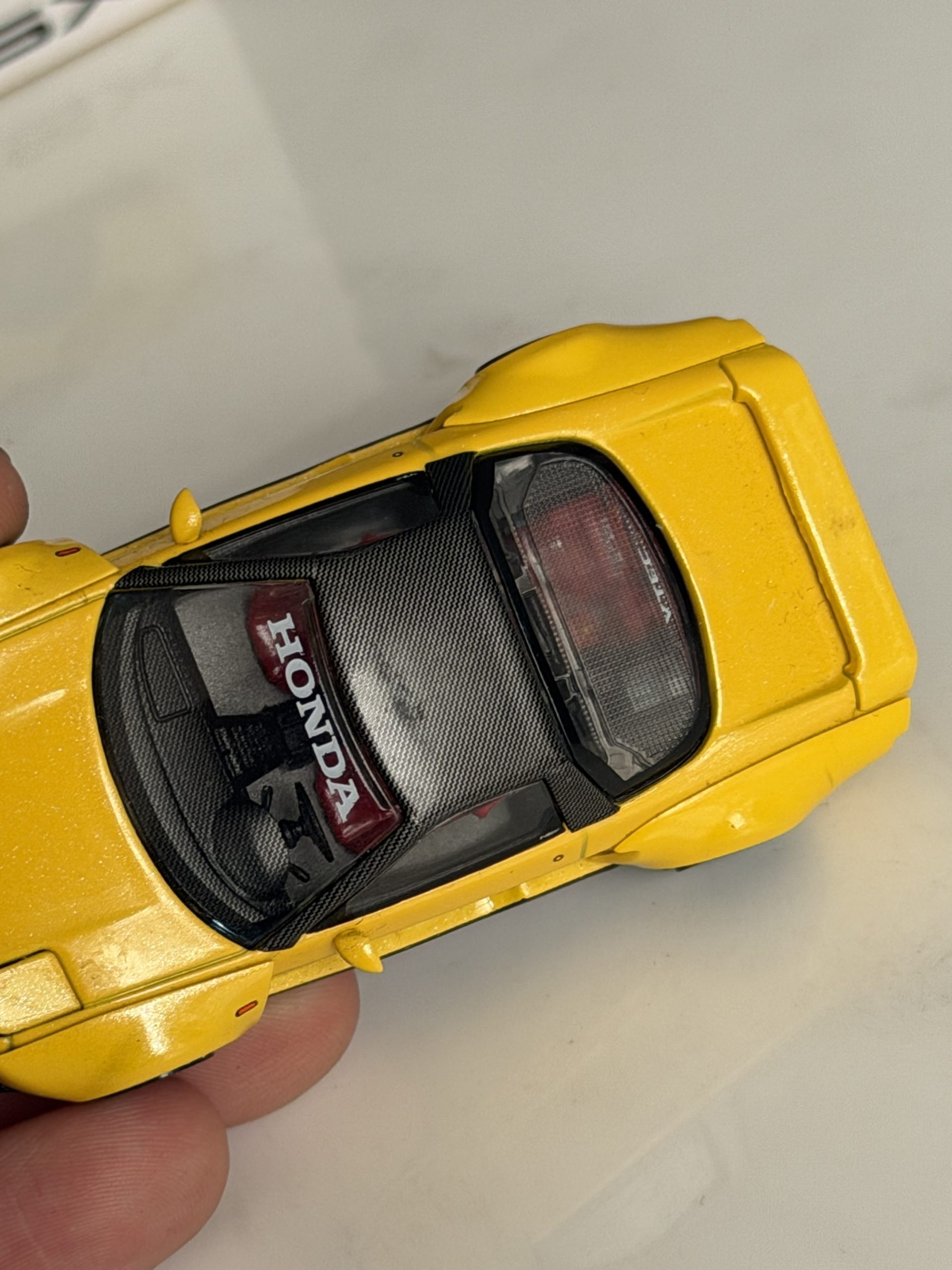 Kaido House x Mini GT 1:64 Honda NSX Kaido WORKS V1 – Yellow (Modelo Abierto) - Imagen 2
