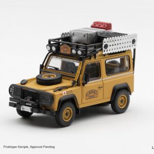 *PREORDEN* Mini GT 1:64 Land Rover Defender 90 1985  Camel Trophy Borneo Team Japan
