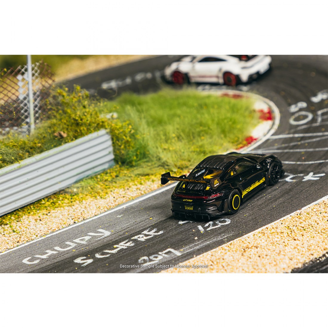 *PREORDEN* Tarmac Special Edition 1:64 Porsche GT3RS (992.2) MR Black Yellow - Imagen 3