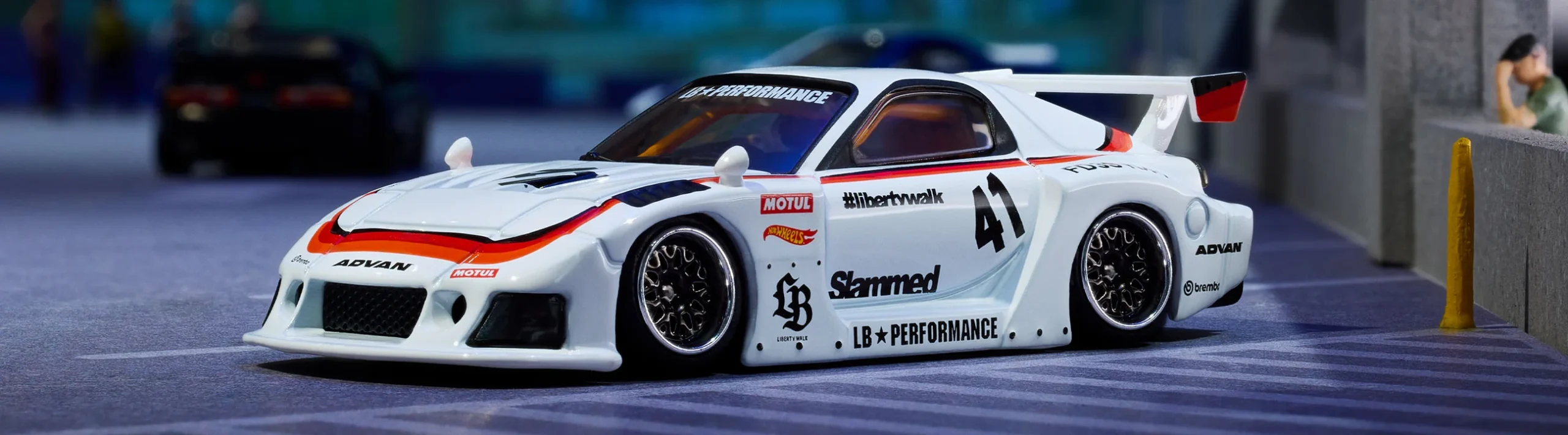 Hot Wheels Elite 1:64 Mazda RX-7 Liberty Walk - Imagen 3