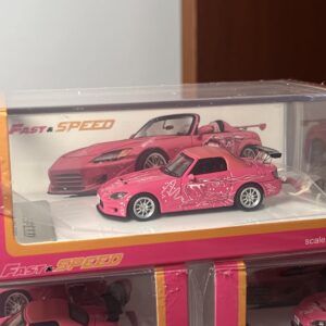 Fast Speed 1:64 Honda S2000 con figura de Suki