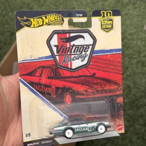 Hot Wheels 1:64 Car Culture 10th Anniversary 2026 Vintage Racing Jaguar XJS
