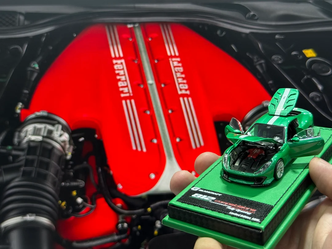 GlamCraft 1:64 Ferrari 812C Metallic Green