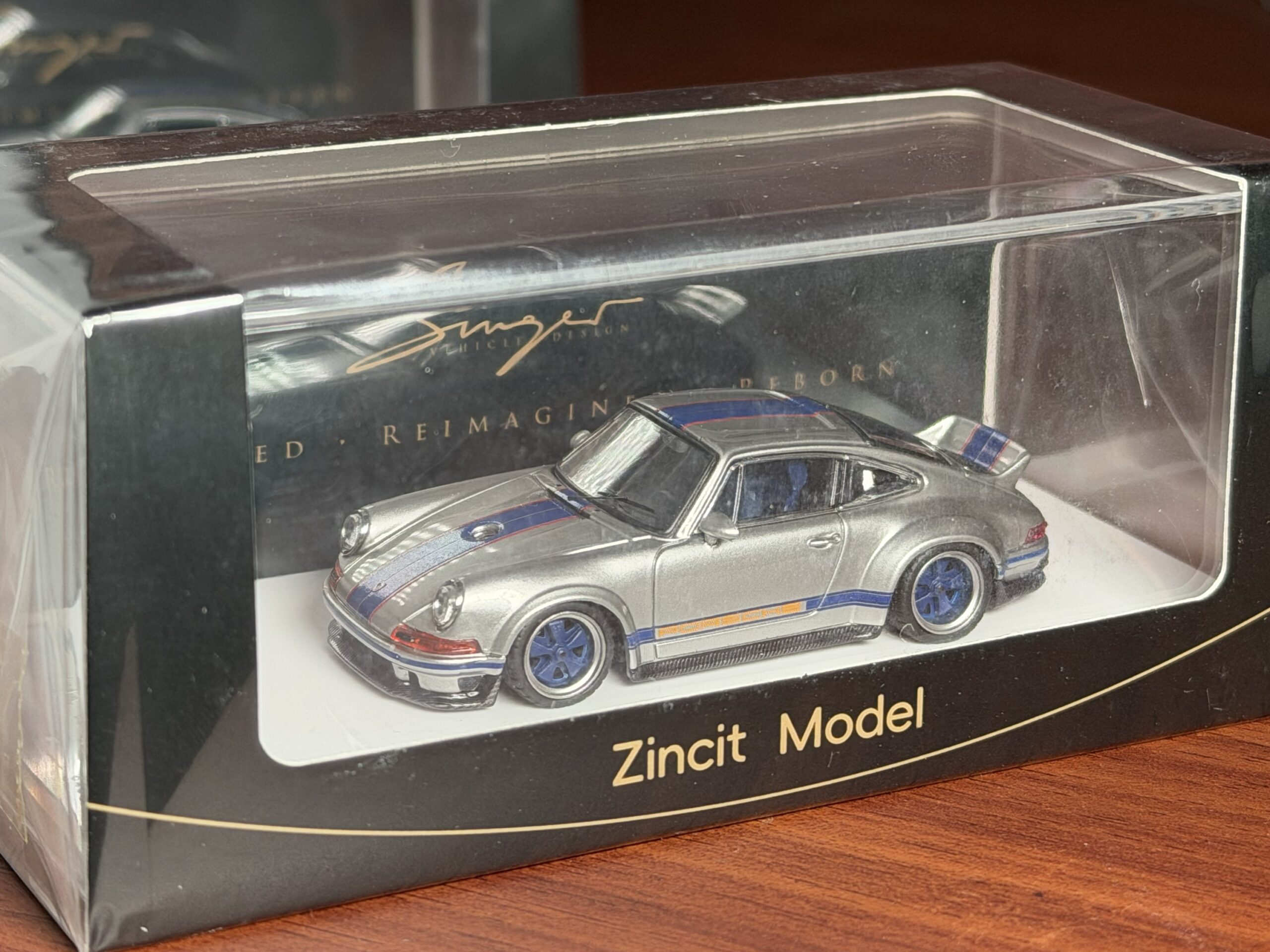 Zincit 1:64 Porsche 911 DLS Singer Plata/Azul - Imagen 2