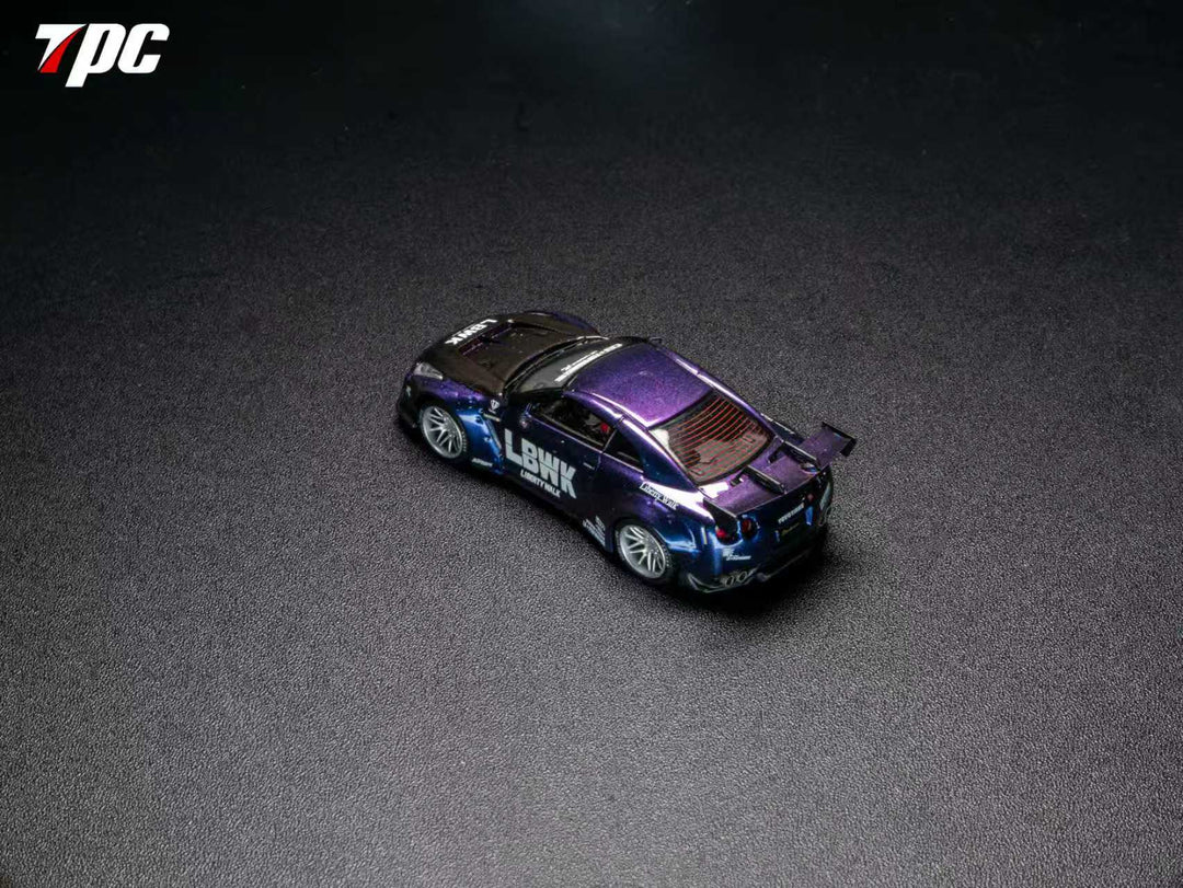 TPC 1:64 Nissan LBWK GTR R35 Midnight Purple - Imagen 3